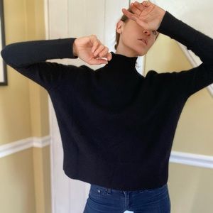 Everlane | Women’s | The Cashmere Square Turtleneck | Black | Size Medium